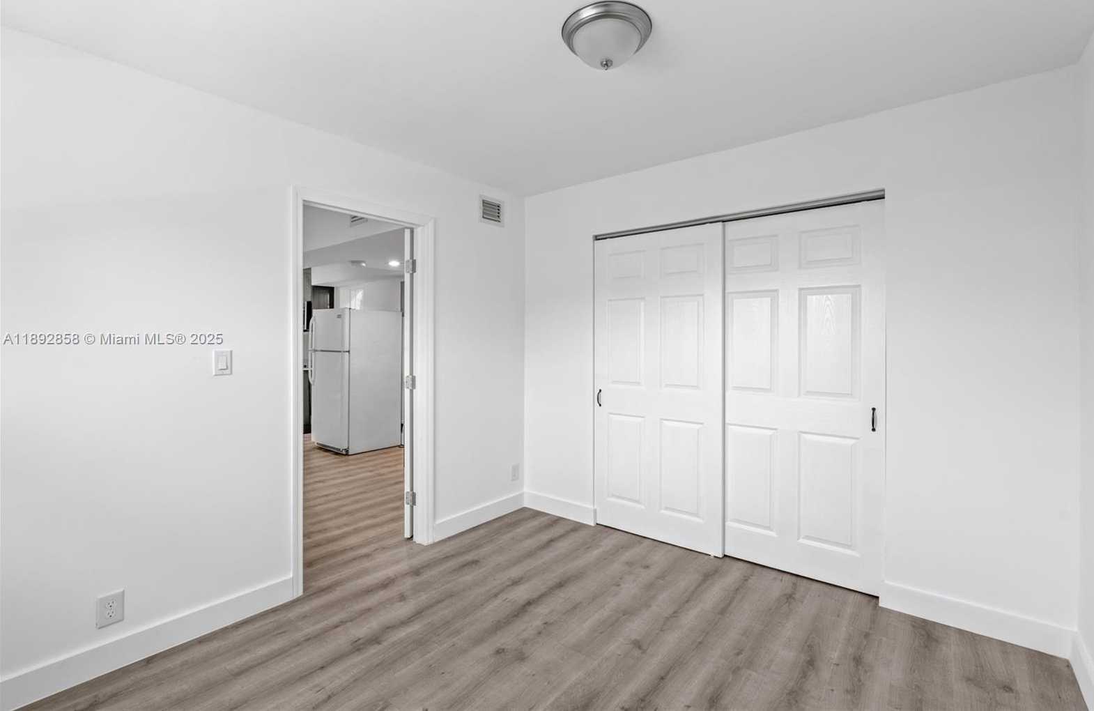 Small Image of 2847 POLK ST, Hollywood Number 15
