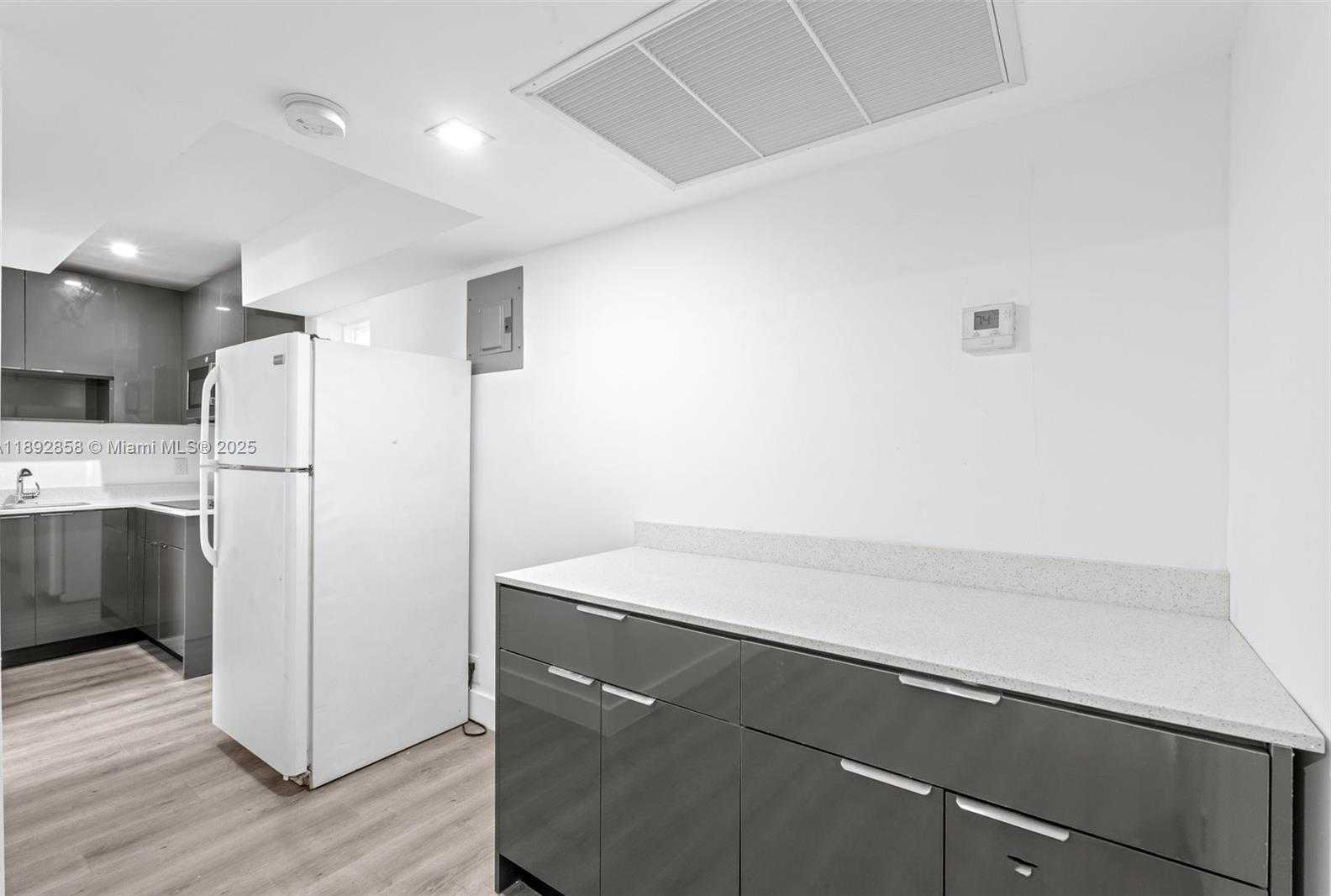 Small Image of 2847 POLK ST, Hollywood Number 18