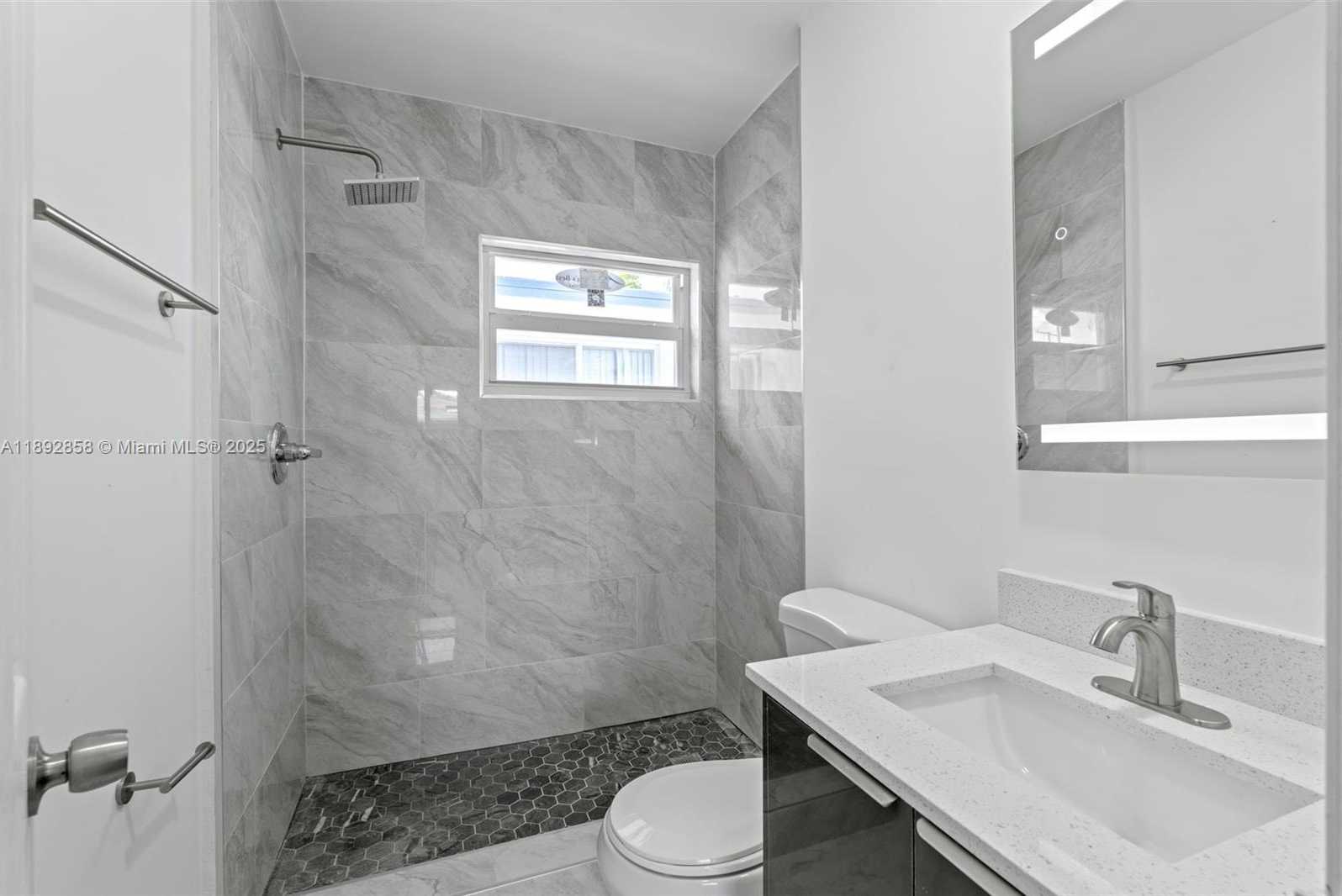 Small Image of 2847 POLK ST, Hollywood Number 40