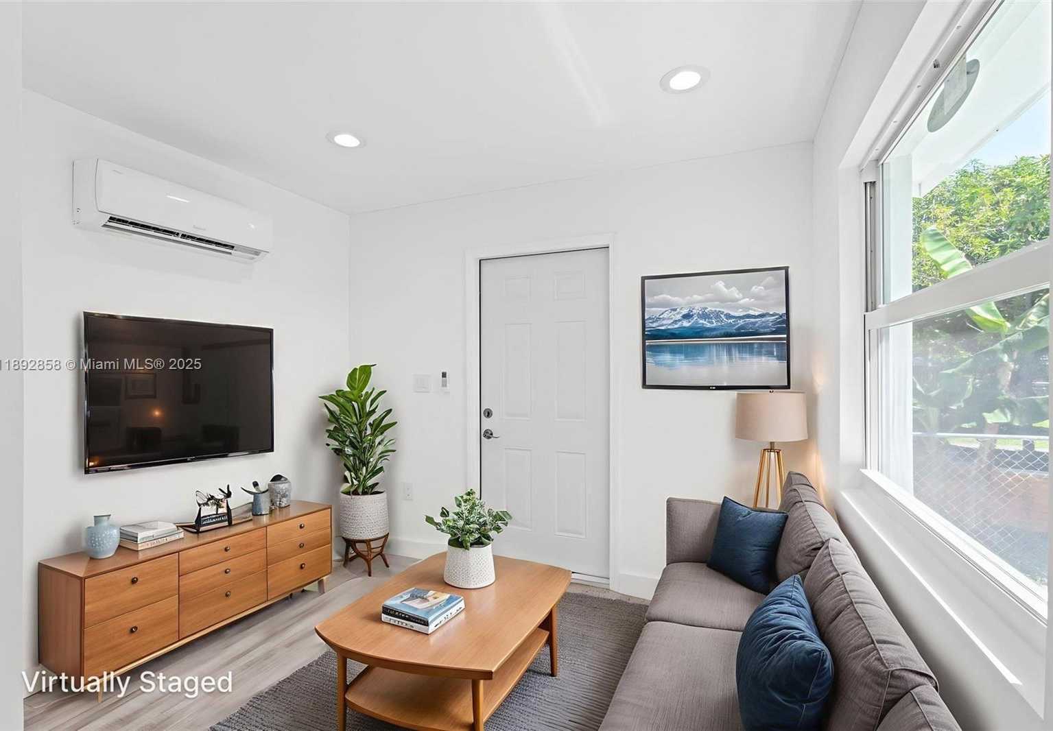 Small Image of 2847 POLK ST, Hollywood Number 46