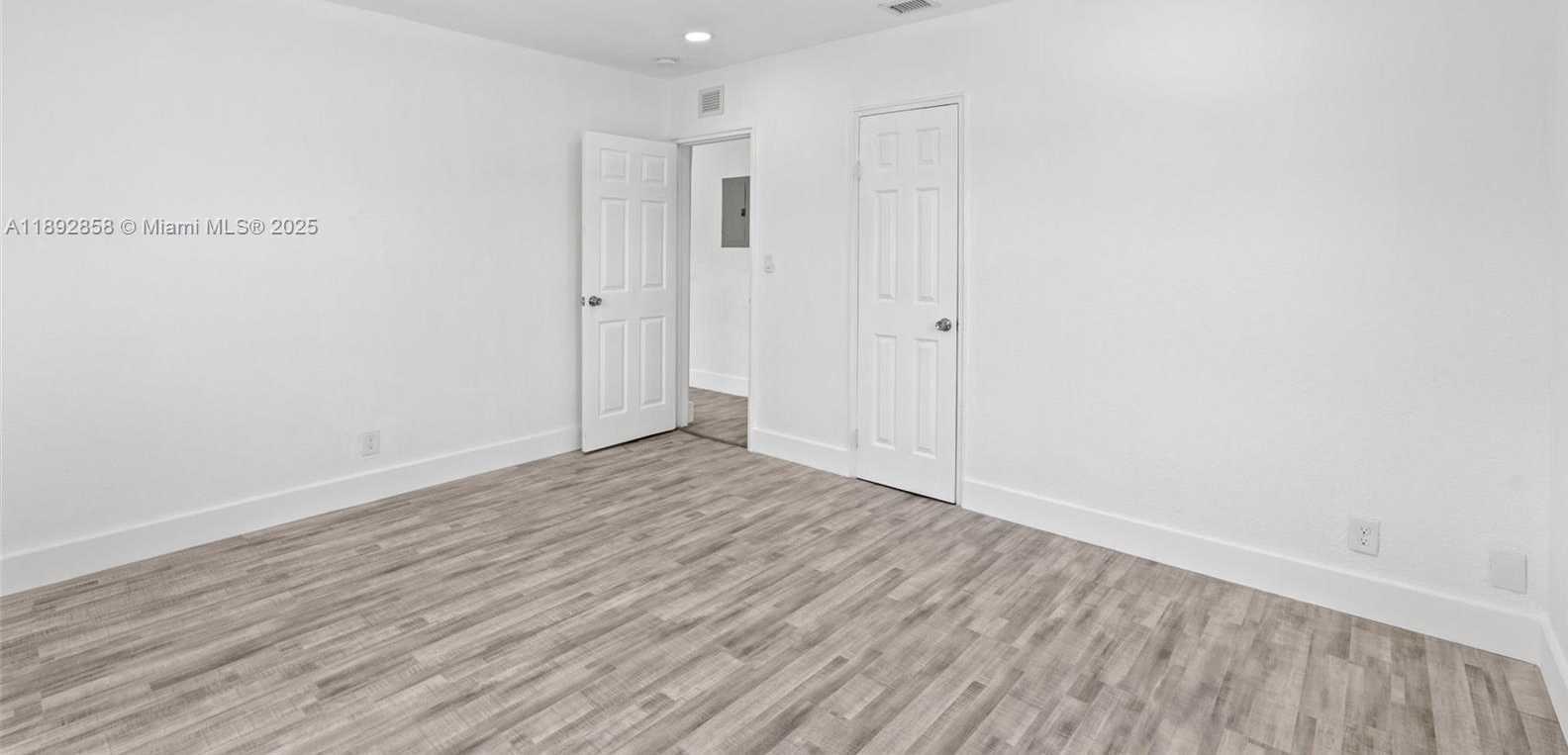 Small Image of 2847 POLK ST, Hollywood Number 8