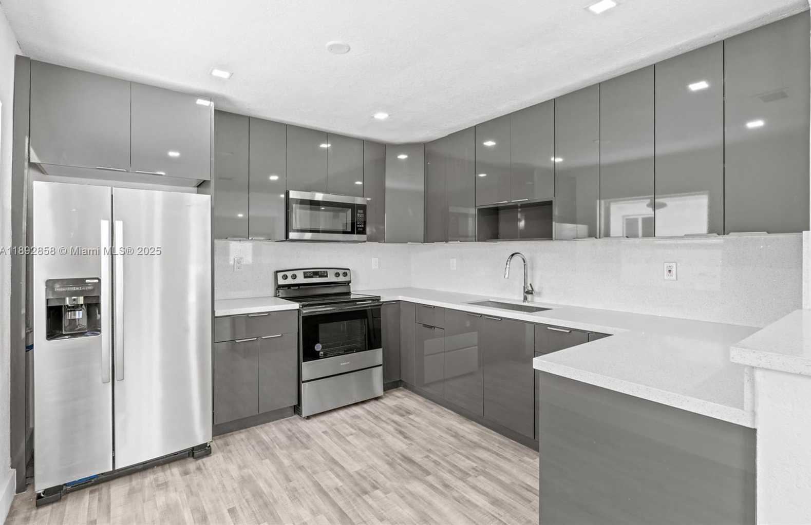 Small Image of 2847 POLK ST, Hollywood Number 9