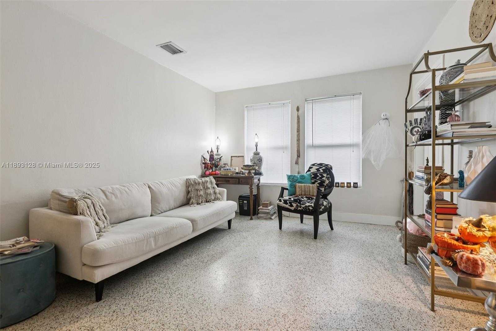 Small Image of 3300 SOUTH WEST 9TH TER, Miami Number 15