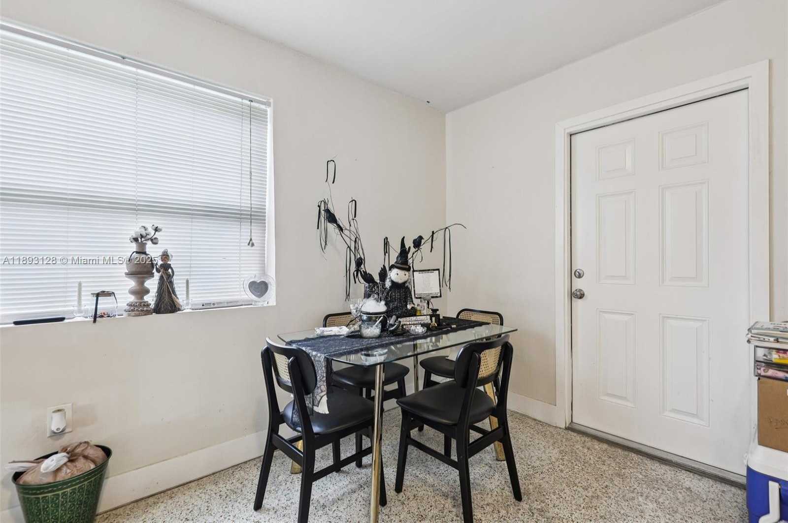 Small Image of 3300 SOUTH WEST 9TH TER, Miami Number 18