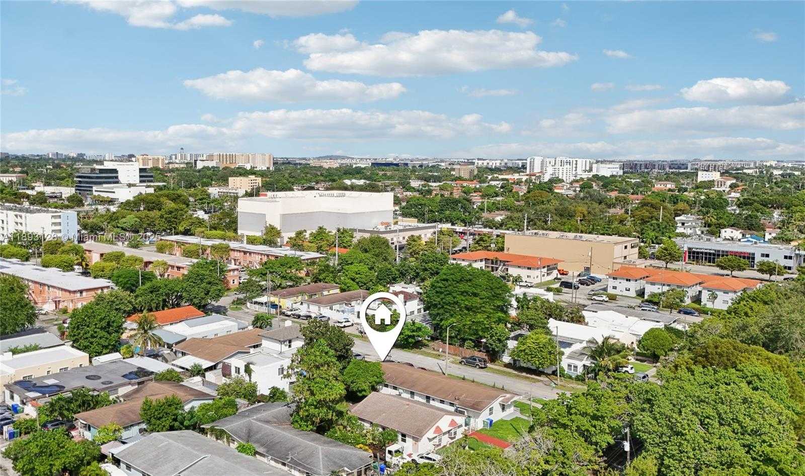 Small Image of 3300 SOUTH WEST 9TH TER, Miami Number 3