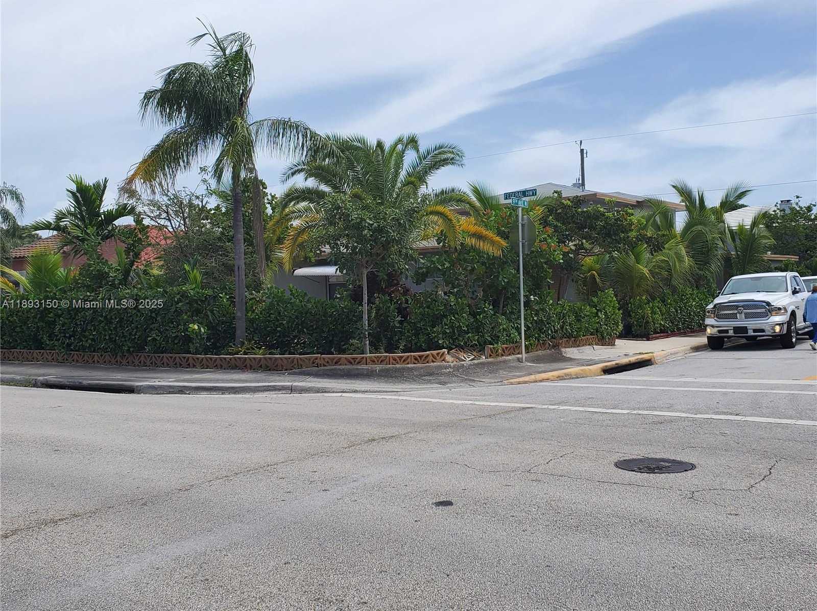 Small Image of 312 NORTH 9TH AVE N, Lake Worth Number 7