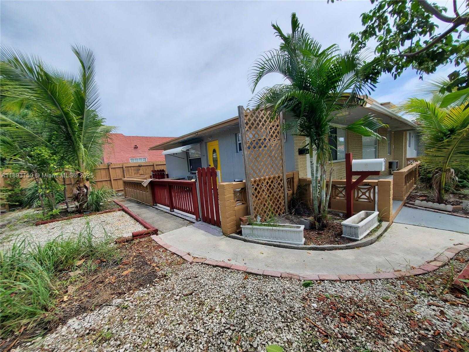 Small Image of 312 NORTH 9TH AVE N, Lake Worth Number 9