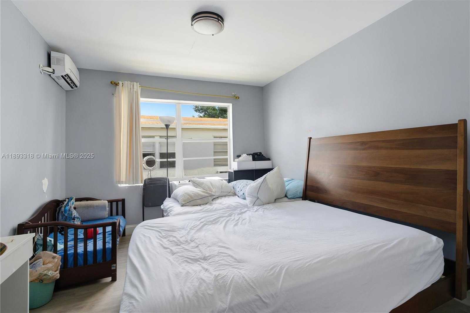 Small Image of Miami Beach Number 5