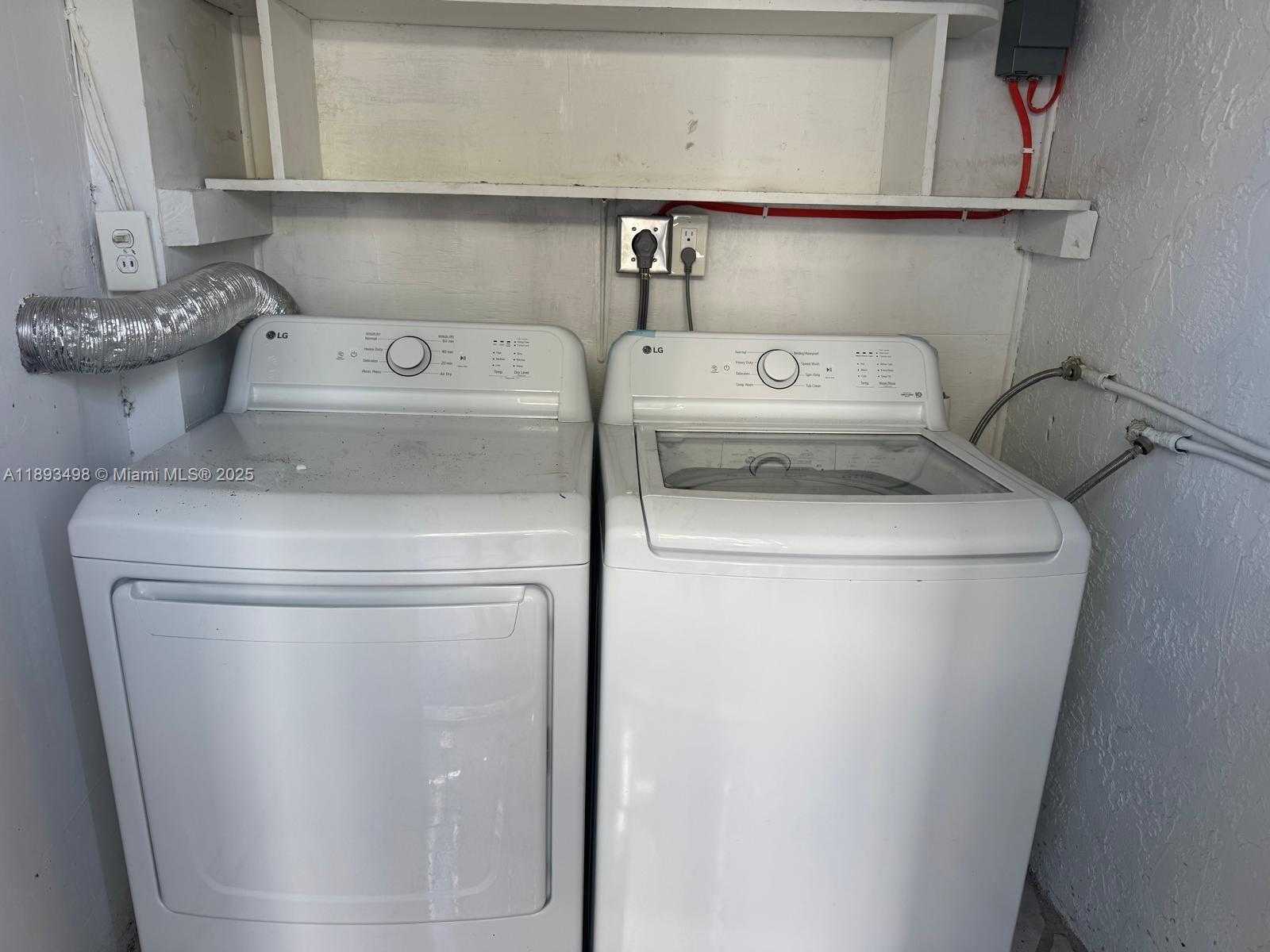 Small Image of 3031 SOUTH WEST 64TH AVE, Miami Number 14