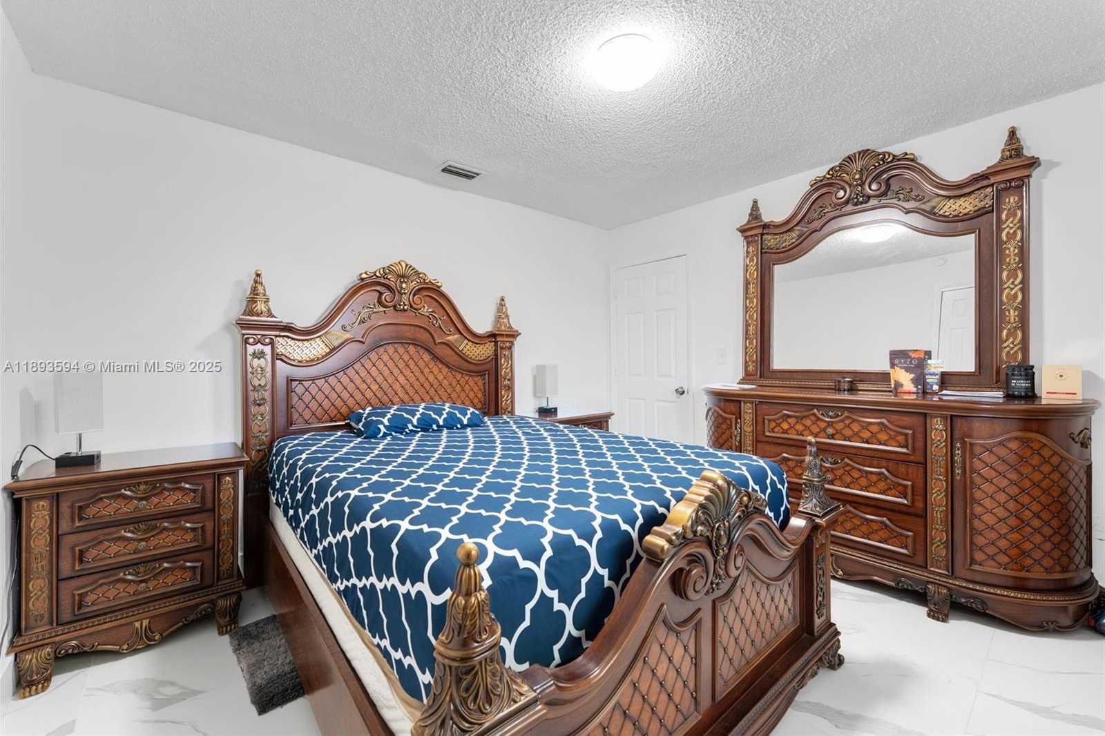 Small Image of 8820 SOUTH WEST 27TH ST, Miami Number 12