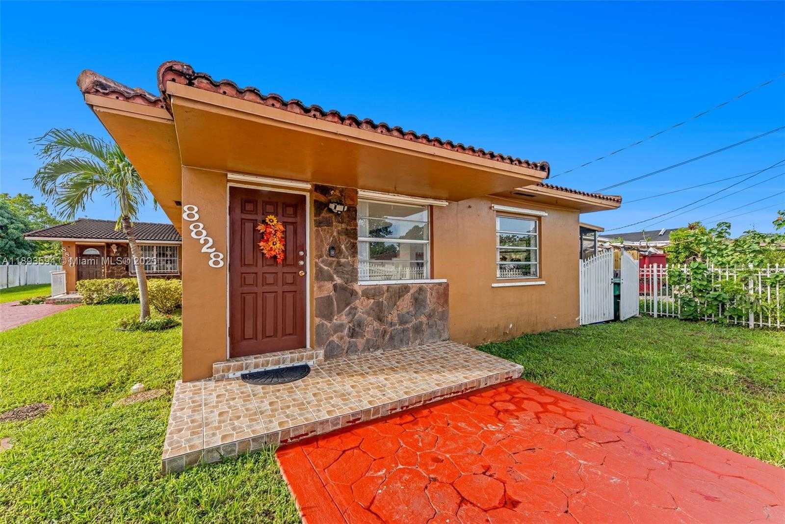 Small Image of 8820 SOUTH WEST 27TH ST, Miami Number 16