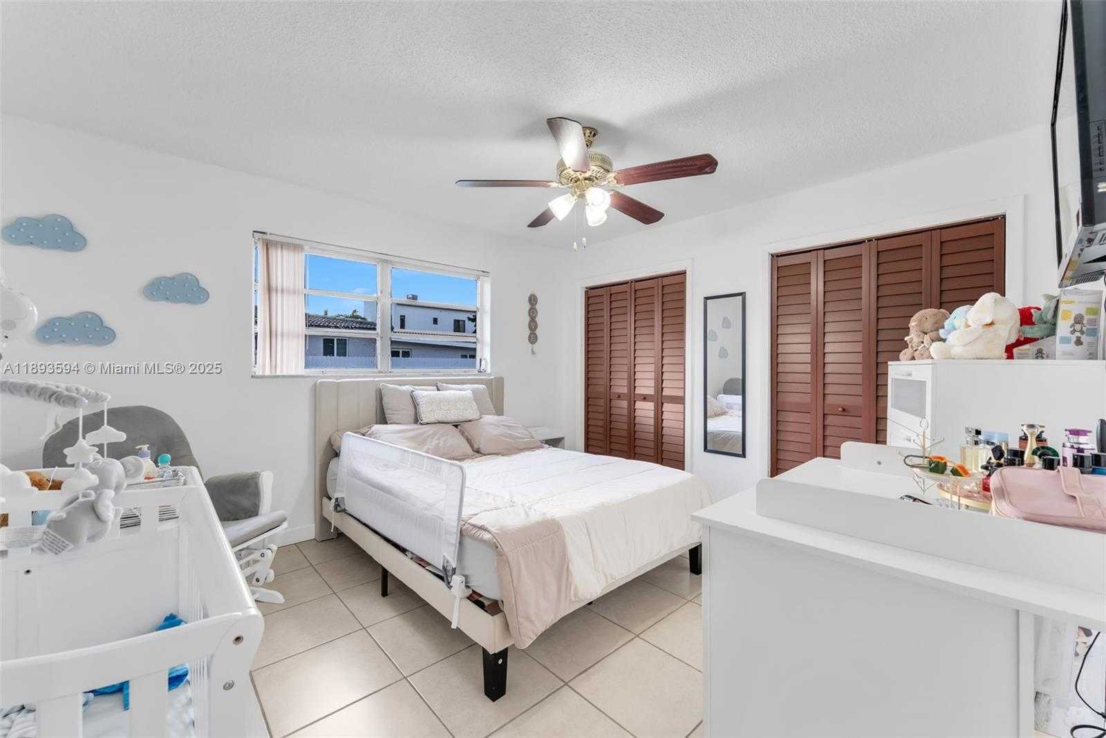 Small Image of 8820 SOUTH WEST 27TH ST, Miami Number 19