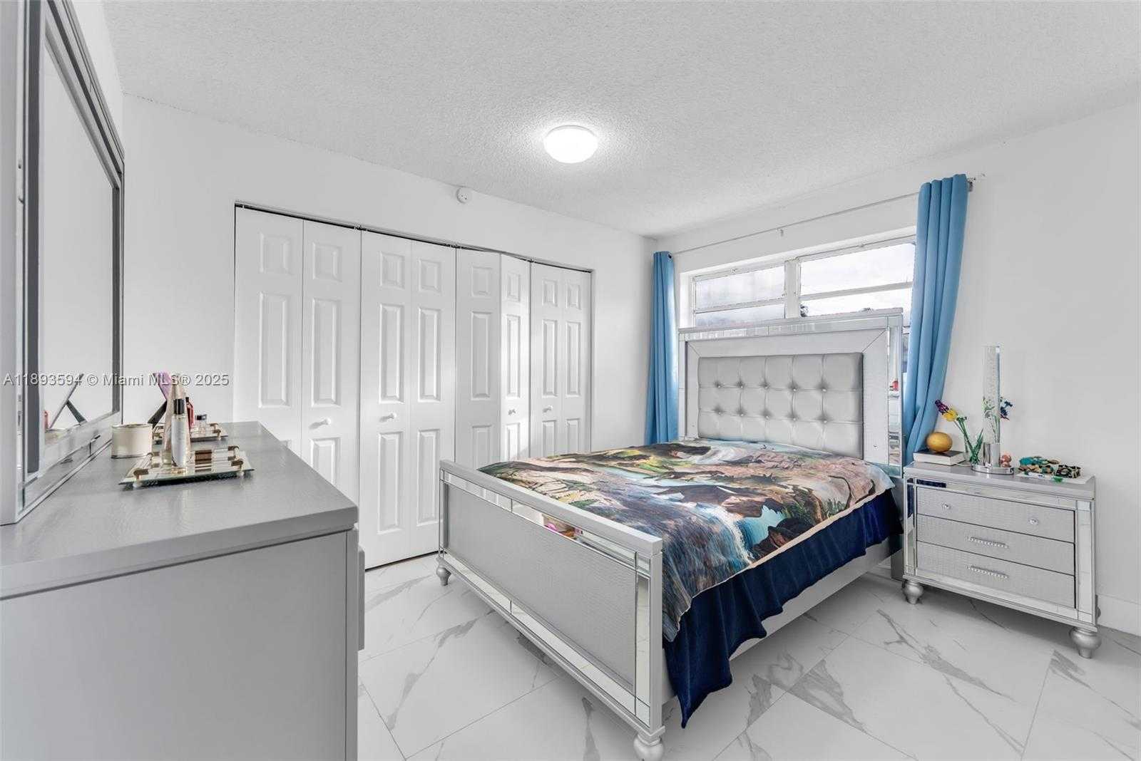 Small Image of 8820 SOUTH WEST 27TH ST, Miami Number 24