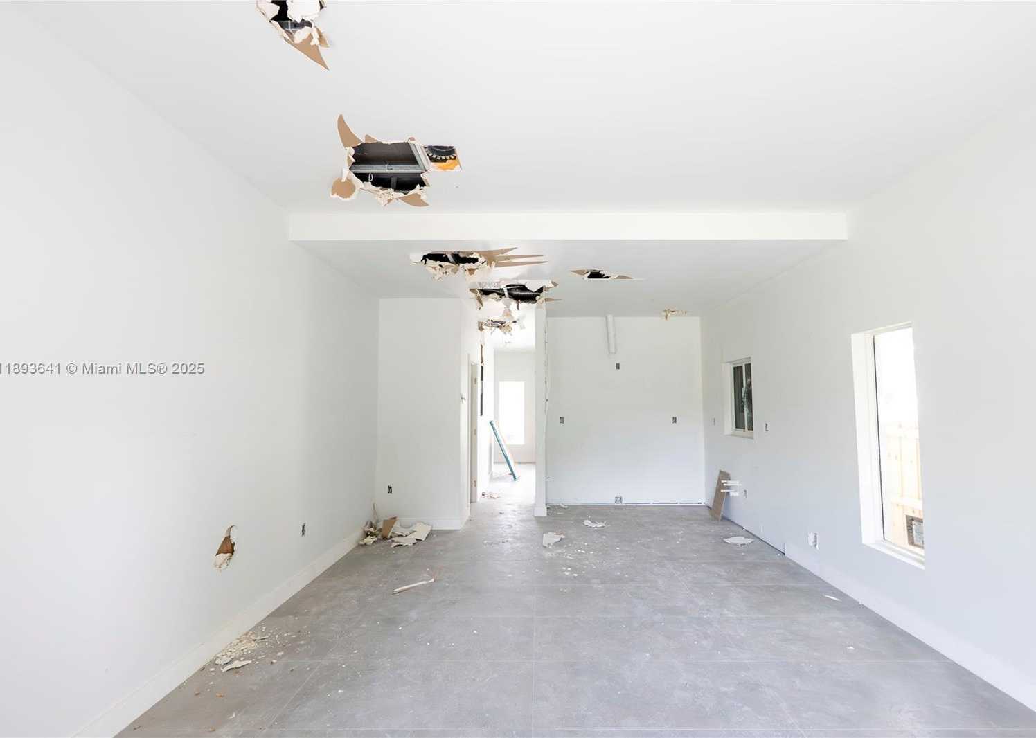 Small Image of 10290 SOUTH WEST 174TH TER #2, Miami Number 3