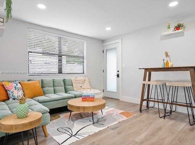 Small Image of 584 NORTH WEST 30TH ST, Miami Number 12