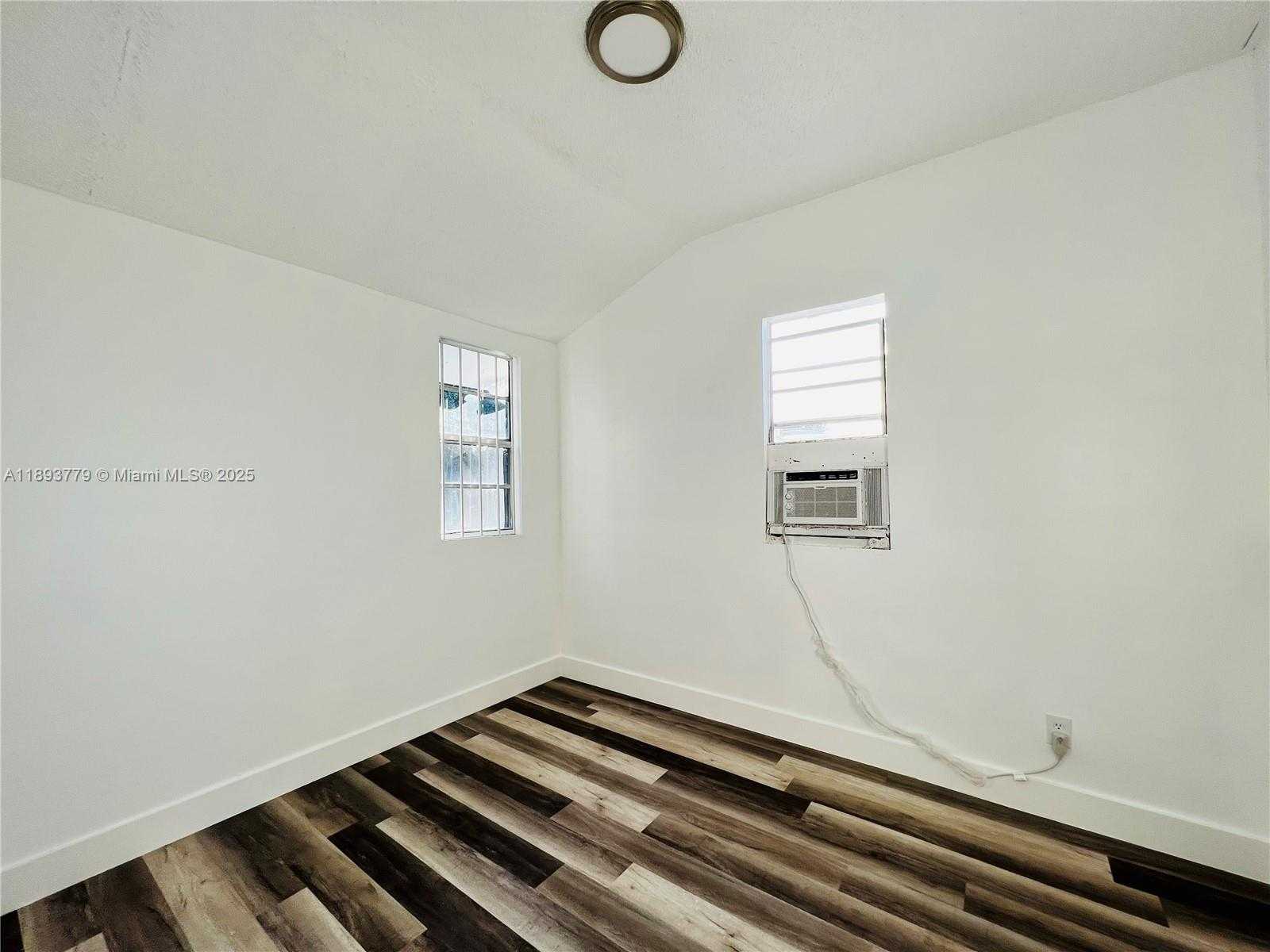 Small Image of 2750 NORTH WEST 60TH STREET #2, Miami Number 17