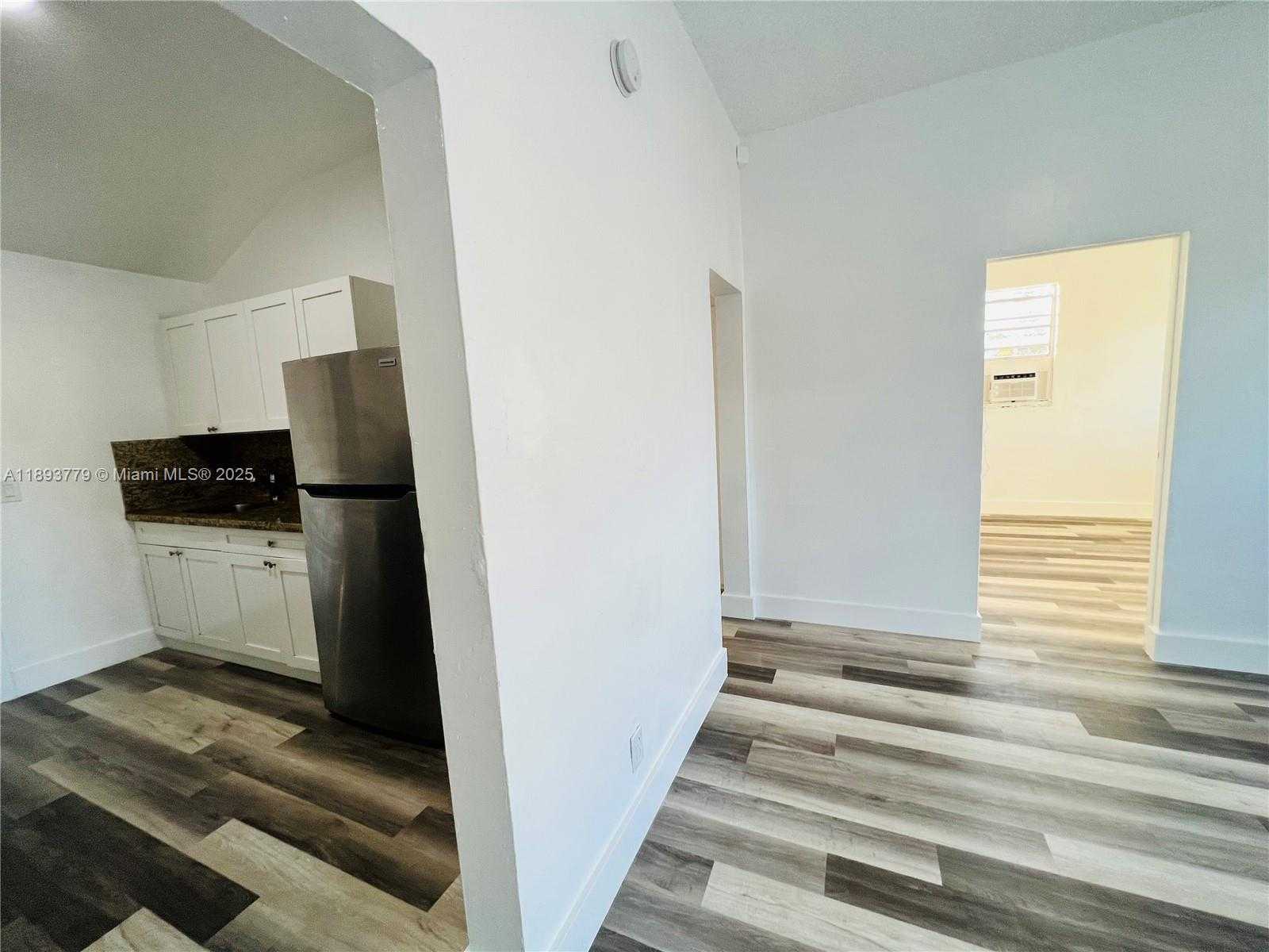 Small Image of 2750 NORTH WEST 60TH STREET #2, Miami Number 19