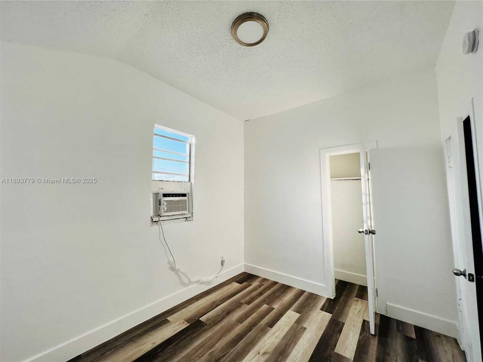 Small Image of 2750 NORTH WEST 60TH STREET #2, Miami Number 21