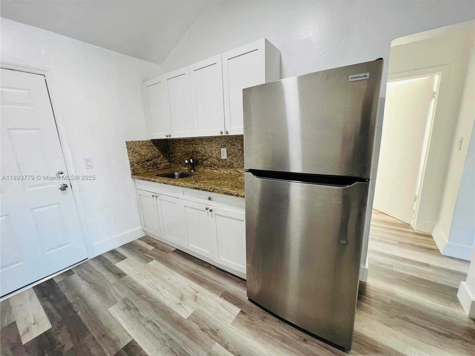 Small Image of 2750 NORTH WEST 60TH STREET #2, Miami Number 27
