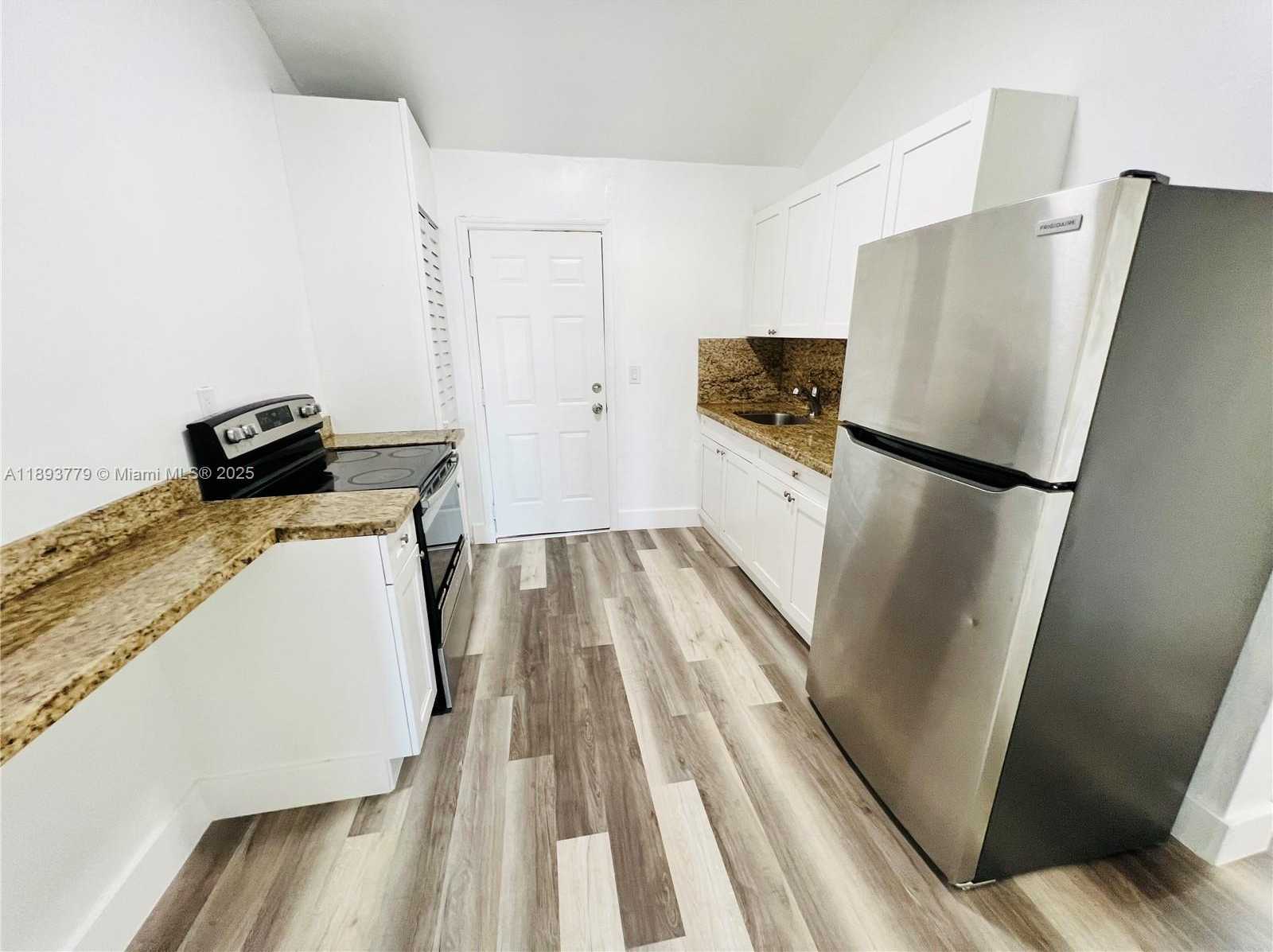 Small Image of 2750 NORTH WEST 60TH STREET #2, Miami Number 28