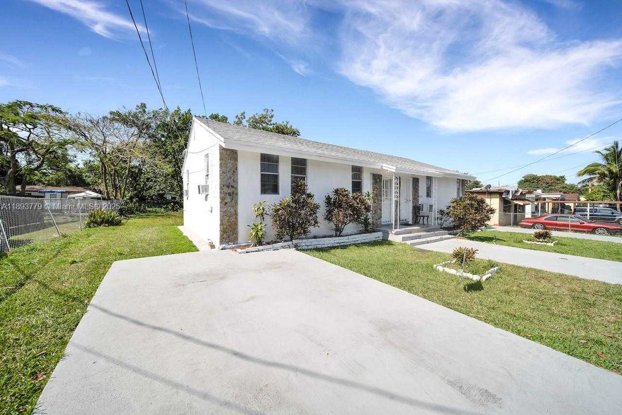 Small Image of 2750 NORTH WEST 60TH STREET #2, Miami Number 3