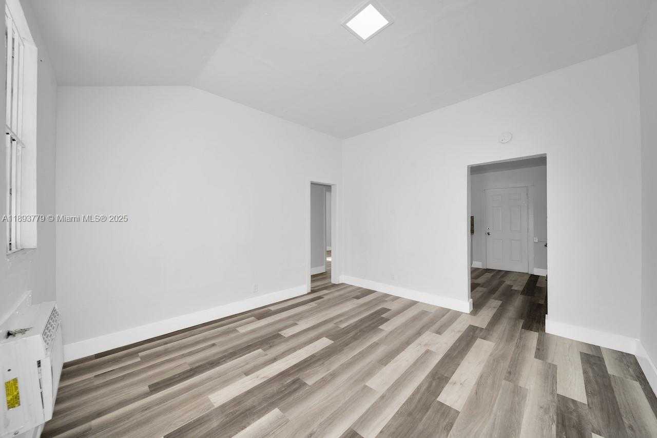 Small Image of 2750 NORTH WEST 60TH STREET #2, Miami Number 7