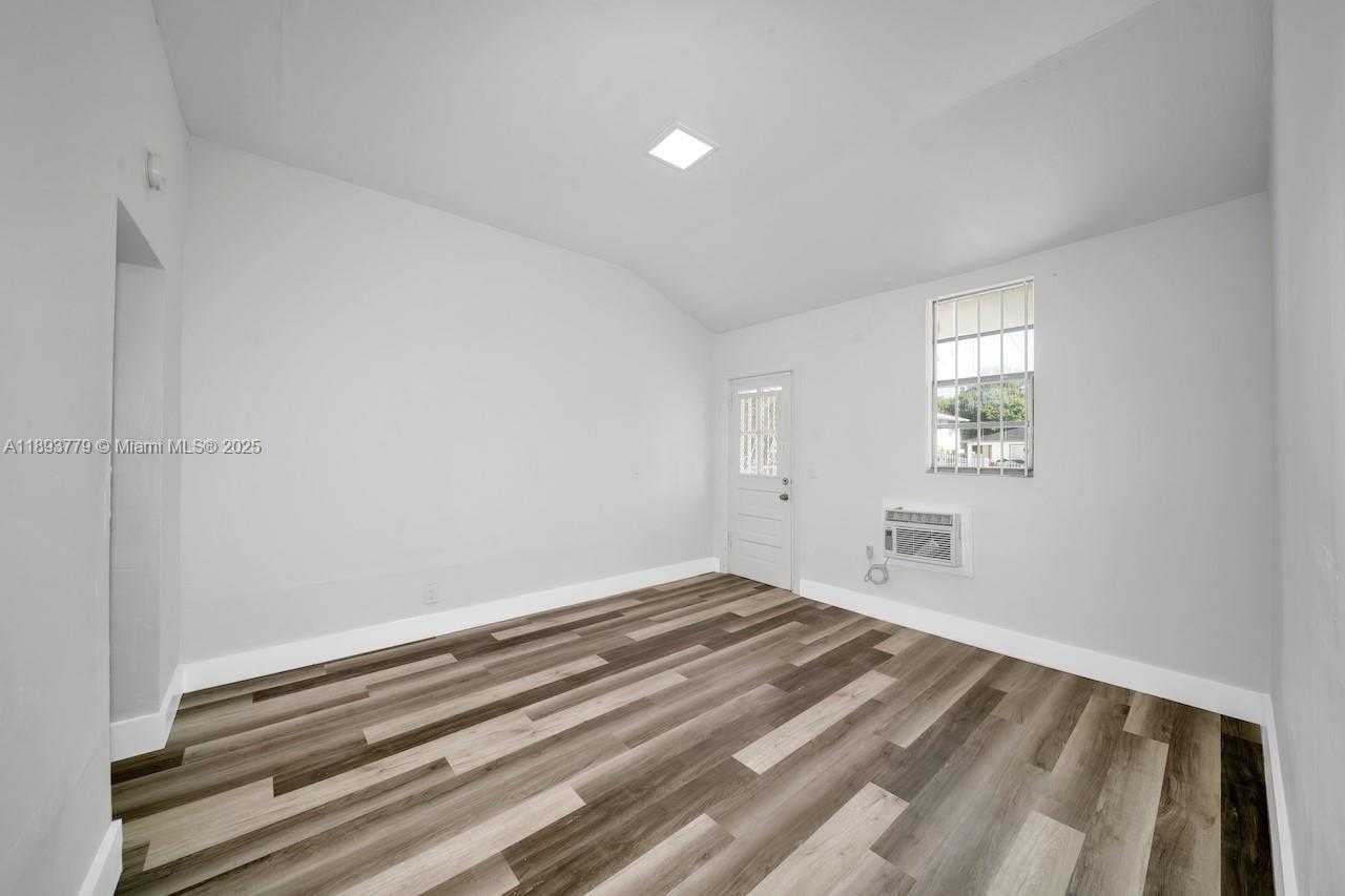 Small Image of 2750 NORTH WEST 60TH STREET #2, Miami Number 8