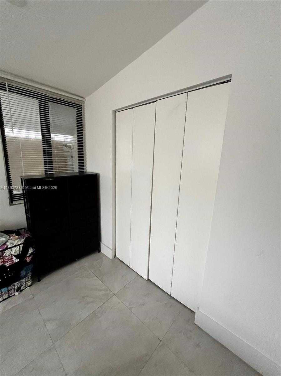 Small Image of 1102 NORTH WEST 103RD STREET #3, Miami Number 10