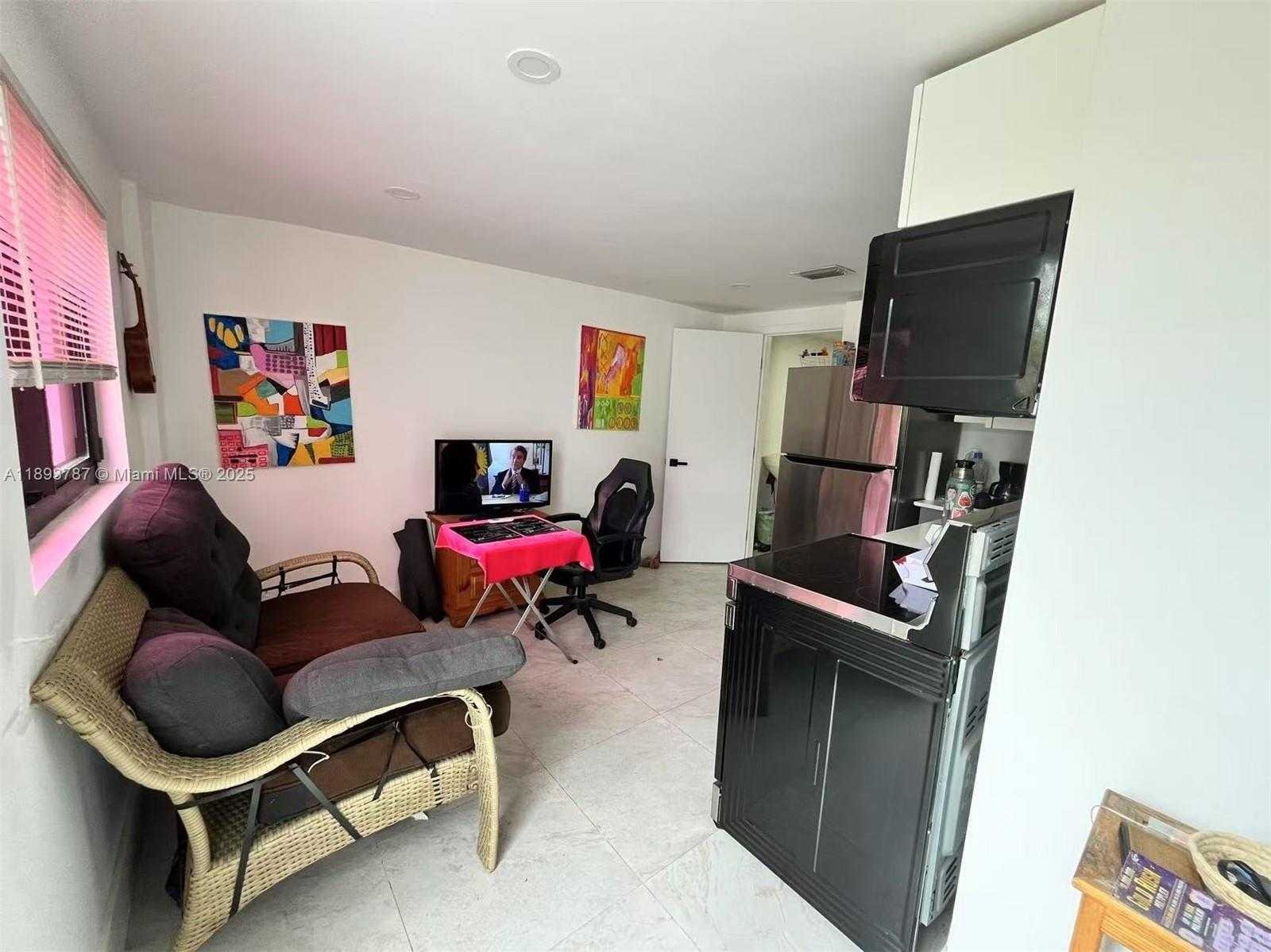 Small Image of 1102 NORTH WEST 103RD STREET #3, Miami Number 27