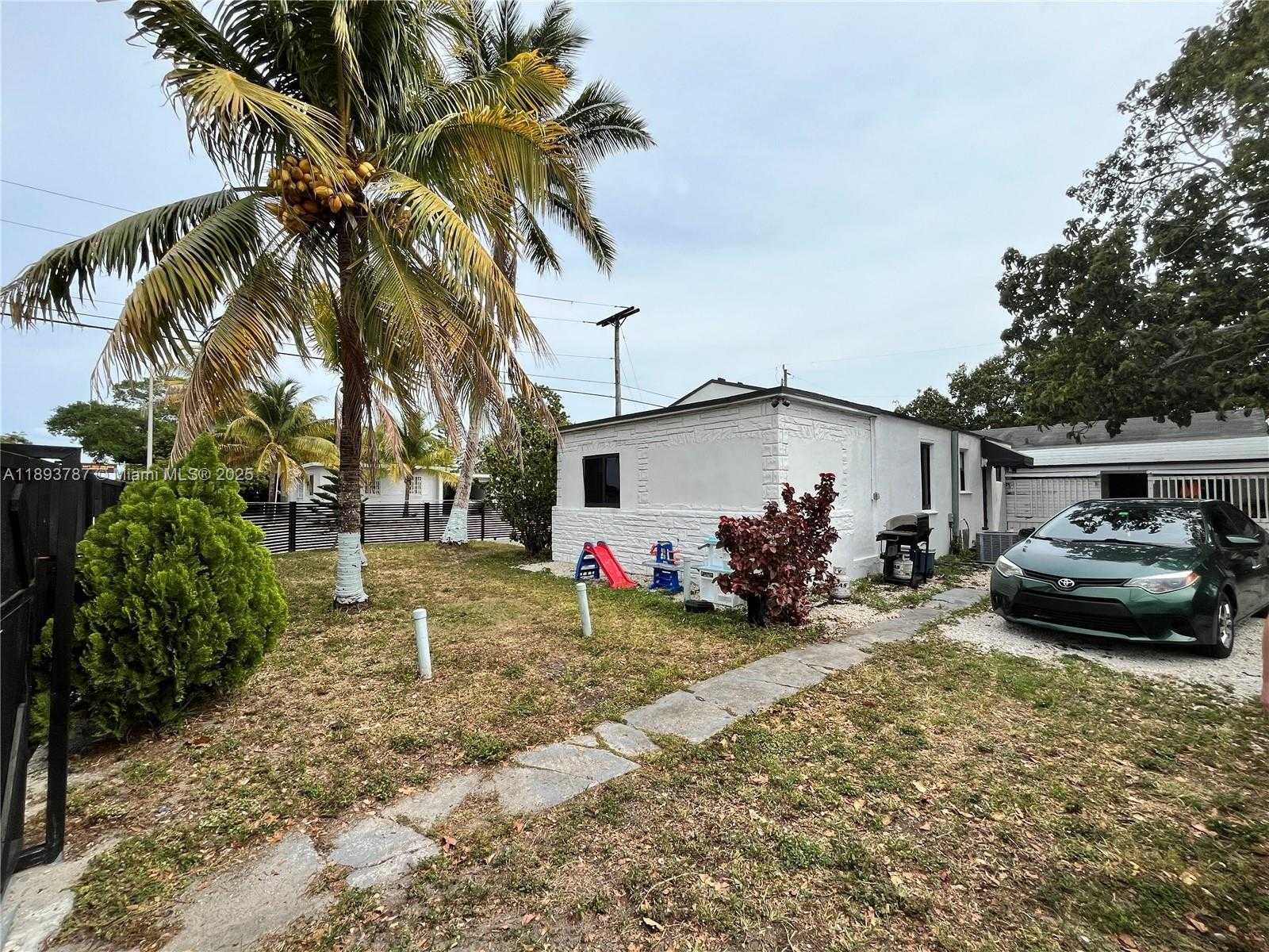 Small Image of 1102 NORTH WEST 103RD STREET #3, Miami Number 30