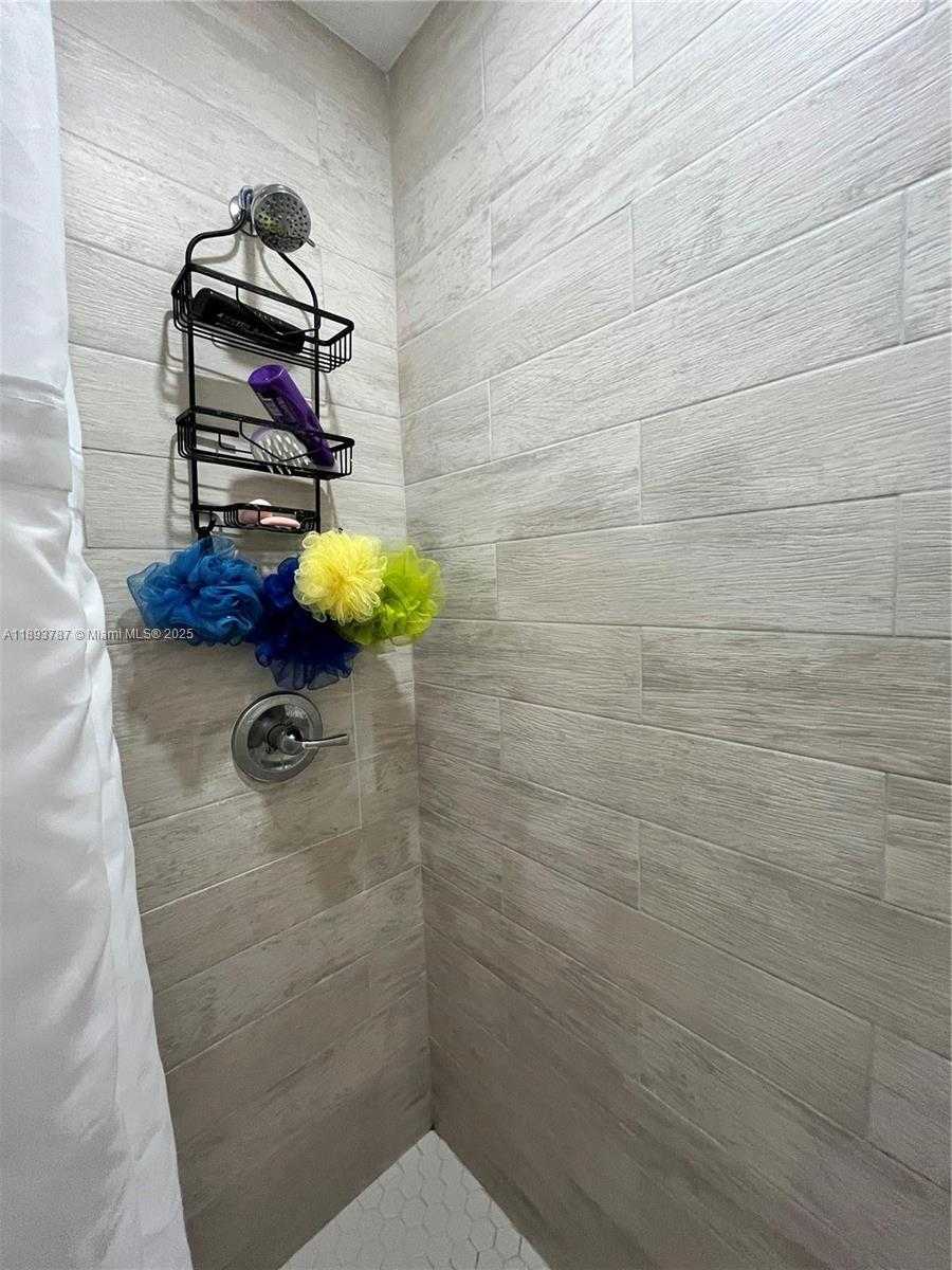 Small Image of 1102 NORTH WEST 103RD STREET #3, Miami Number 7