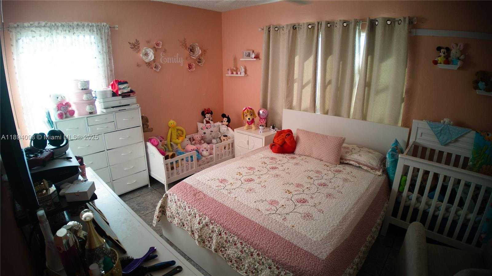 Small Image of 155 WEST 26TH ST, Hialeah Number 19