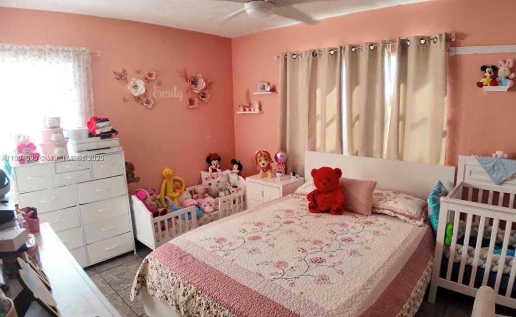 Small Image of 155 WEST 26TH ST, Hialeah Number 20