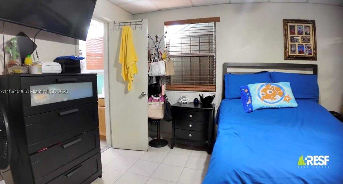 Small Image of 155 WEST 26TH ST, Hialeah Number 28