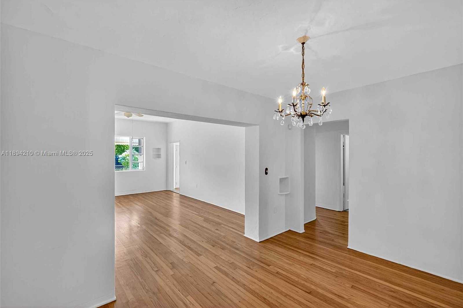 Small Image of 5900 NORTH EAST 4TH CT, Miami Number 10