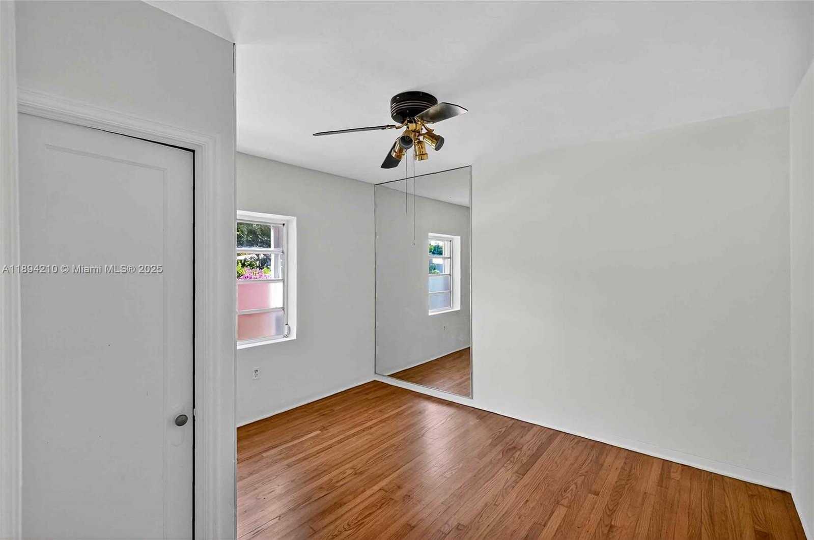 Small Image of 5900 NORTH EAST 4TH CT, Miami Number 23