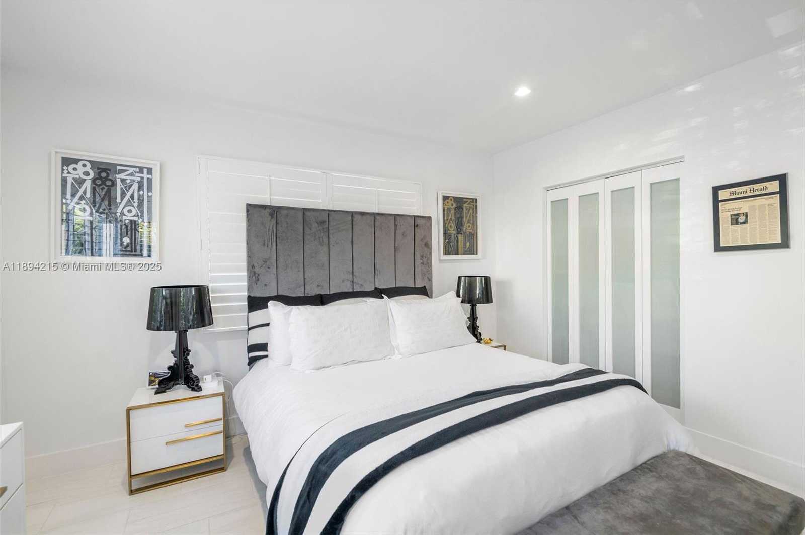 Small Image of 3909 GARDEN AVENUE #4, Miami Beach Number 7