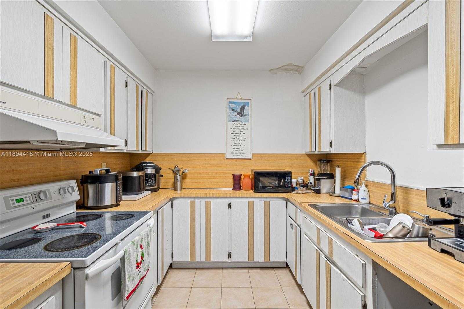 Small Image of 13 NORTH WEST 108TH CT #4, Miami Number 10
