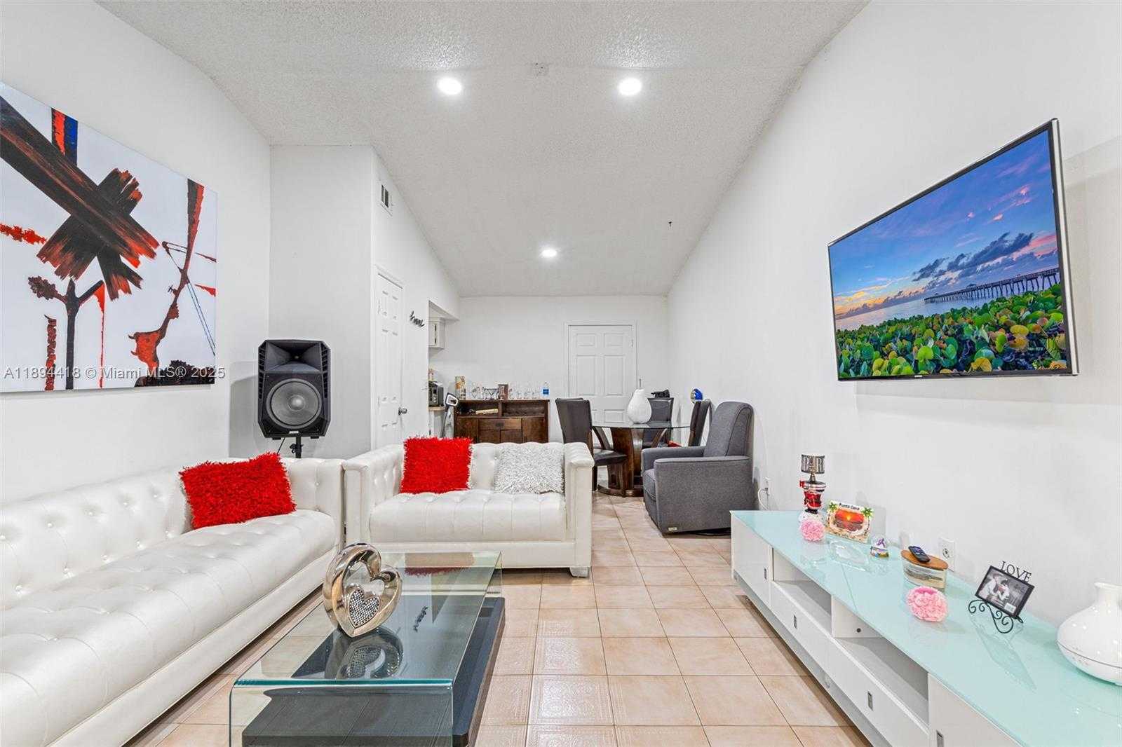 Small Image of 13 NORTH WEST 108TH CT #4, Miami Number 5