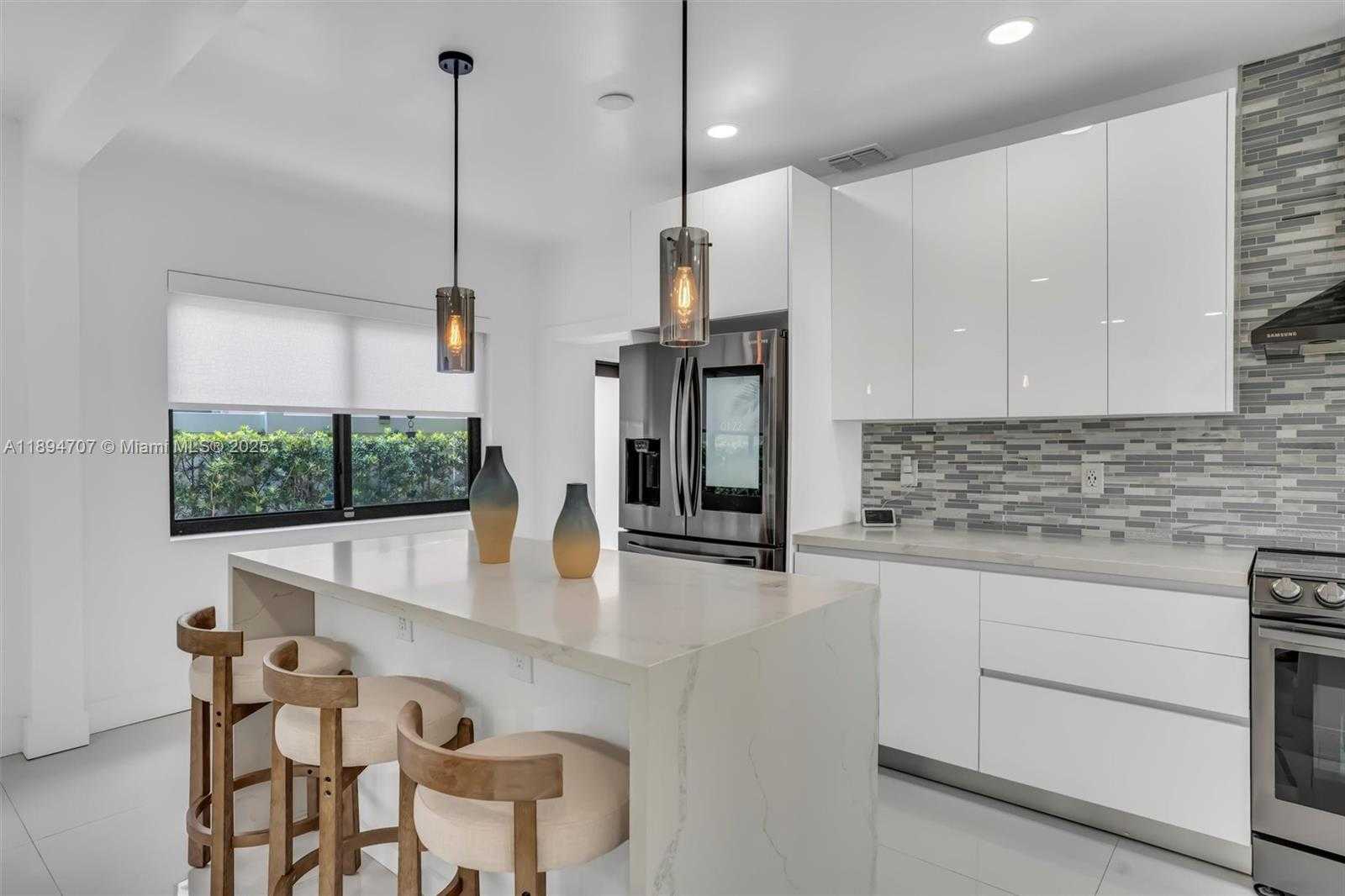 Small Image of 2484 SOUTH WEST 25 ST #1, Miami Number 23