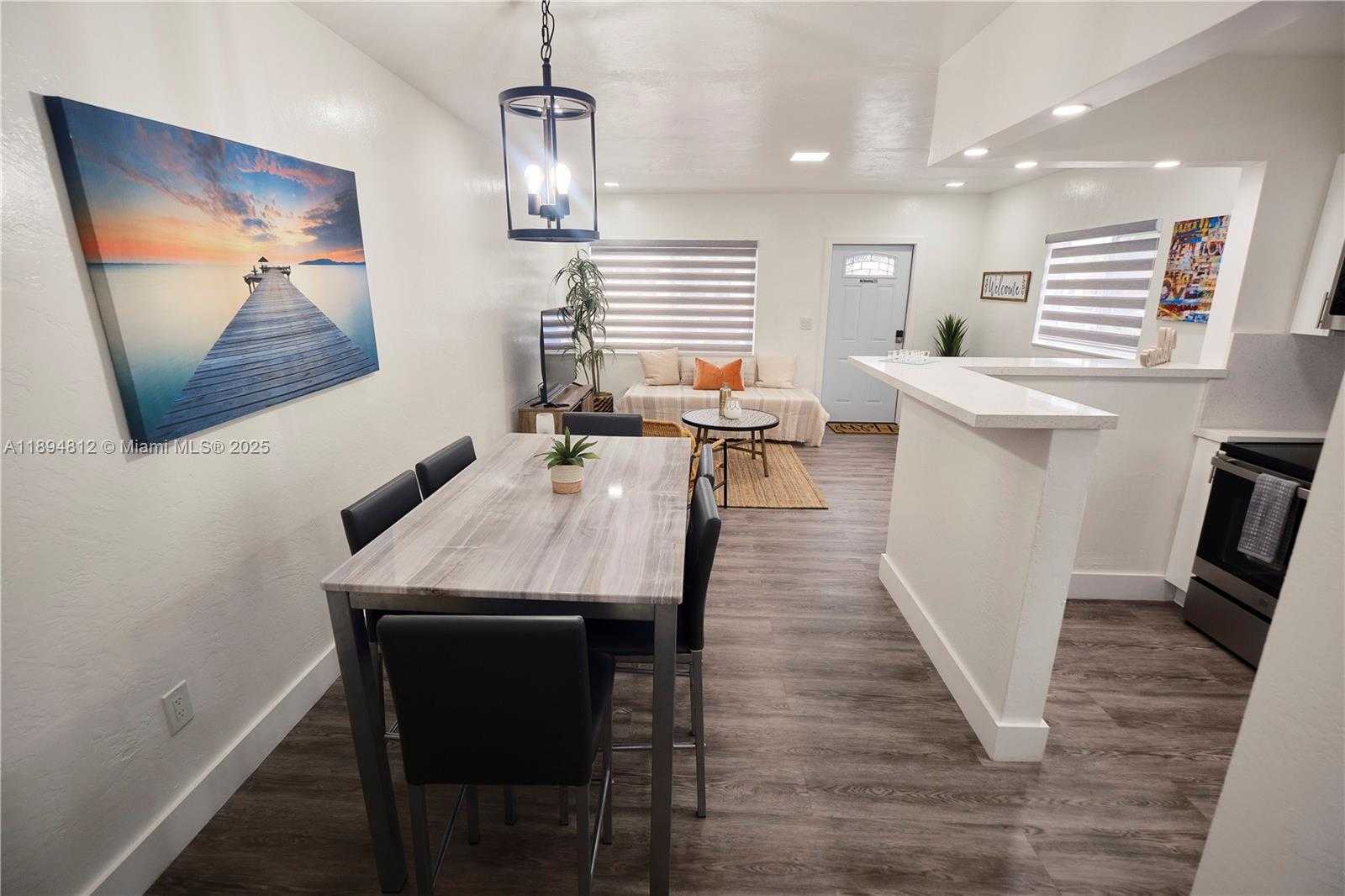 Small Image of 1232 SOUTH WEST 30TH PL, Miami Number 13