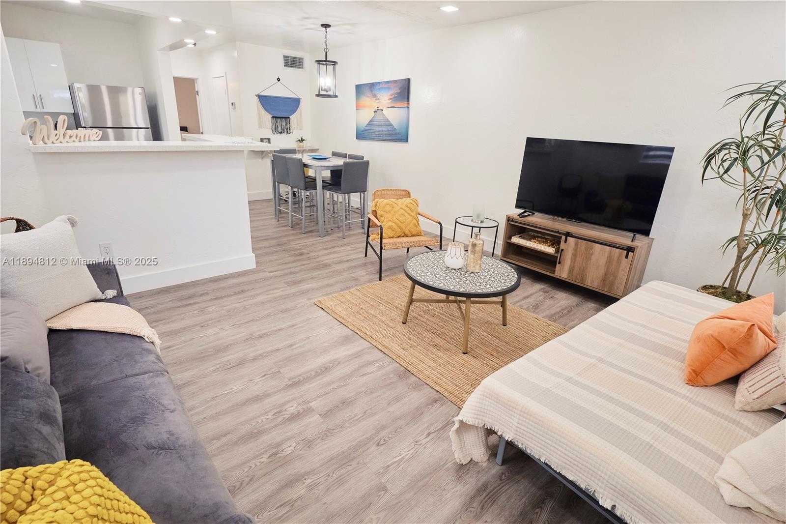 Small Image of 1232 SOUTH WEST 30TH PL, Miami Number 8