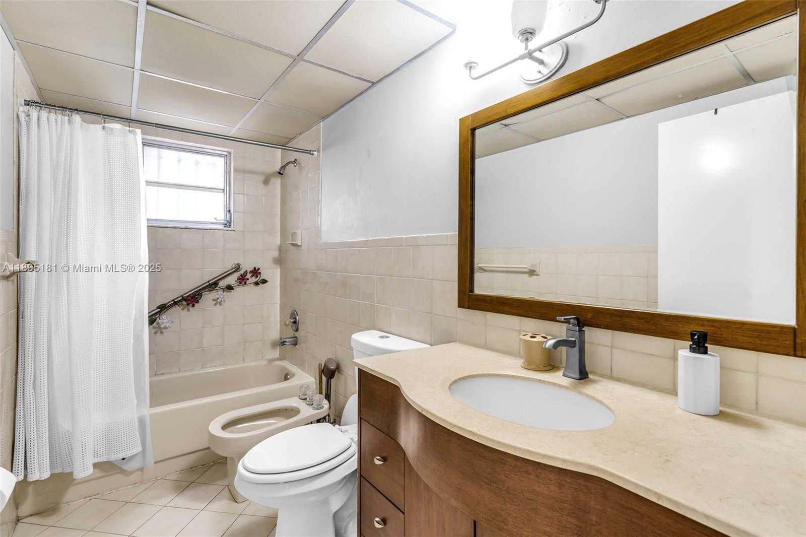 Small Image of 2368 SOUTH WEST 32ND AVE #2, Miami Number 23