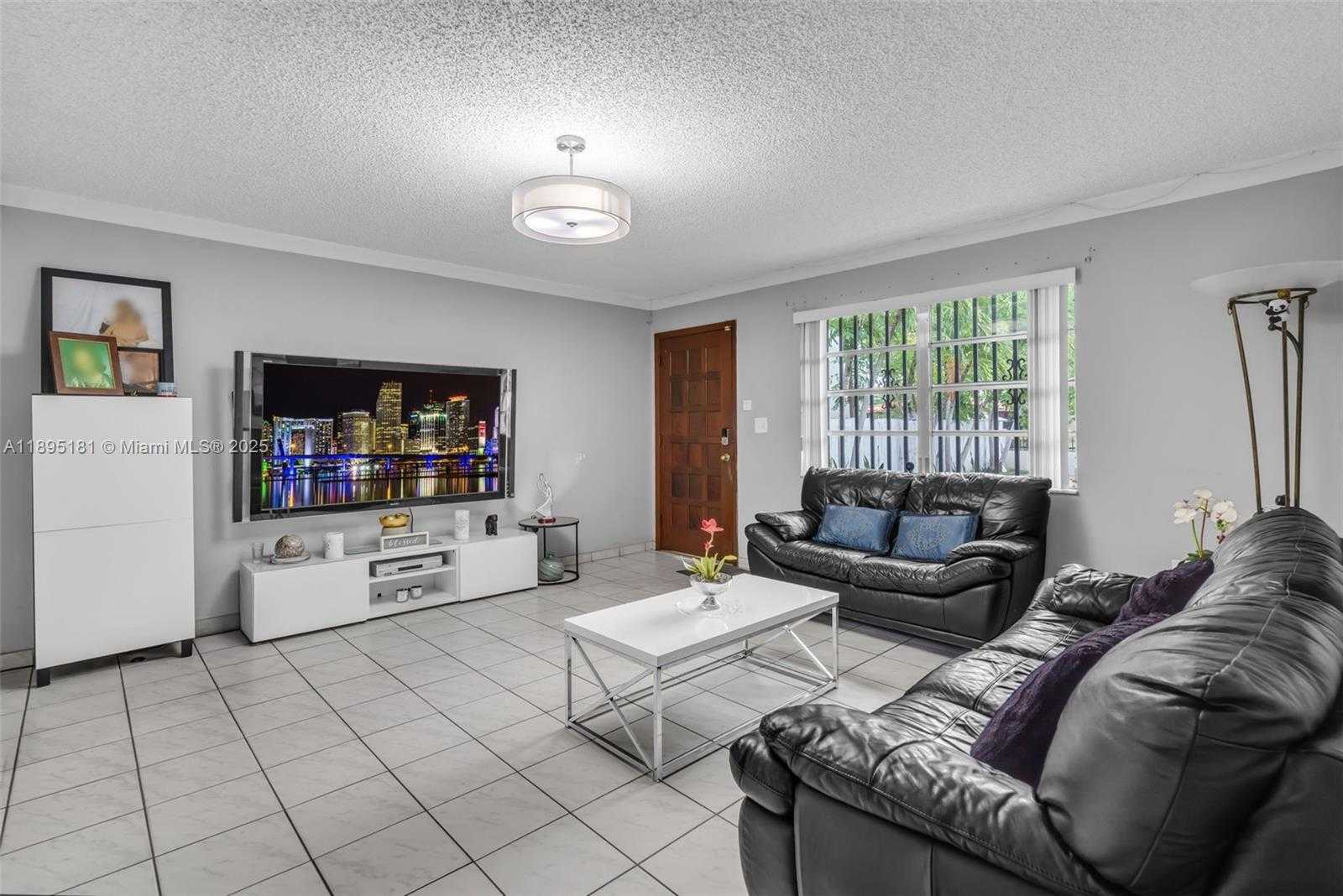 Small Image of 2368 SOUTH WEST 32ND AVE #2, Miami Number 7