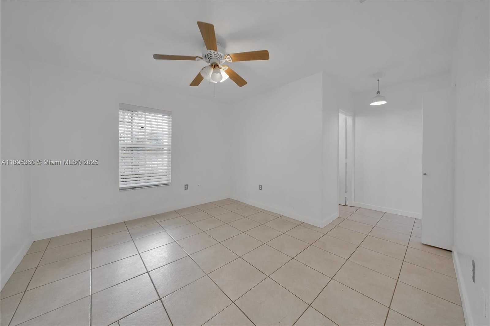 Small Image of 285 NORTH WEST 39TH ST, Miami Number 13