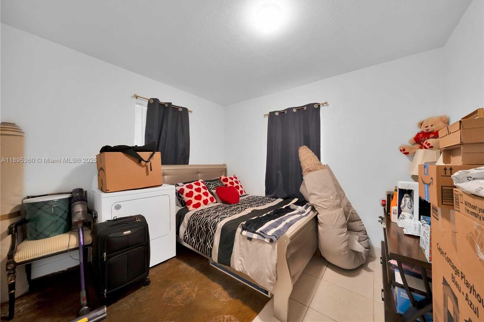 Small Image of 285 NORTH WEST 39TH ST, Miami Number 33
