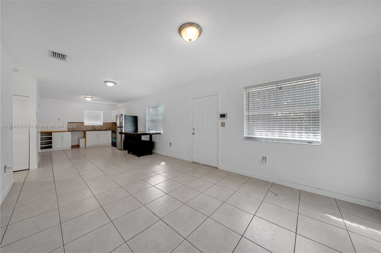 Small Image of 285 NORTH WEST 39TH ST, Miami Number 4