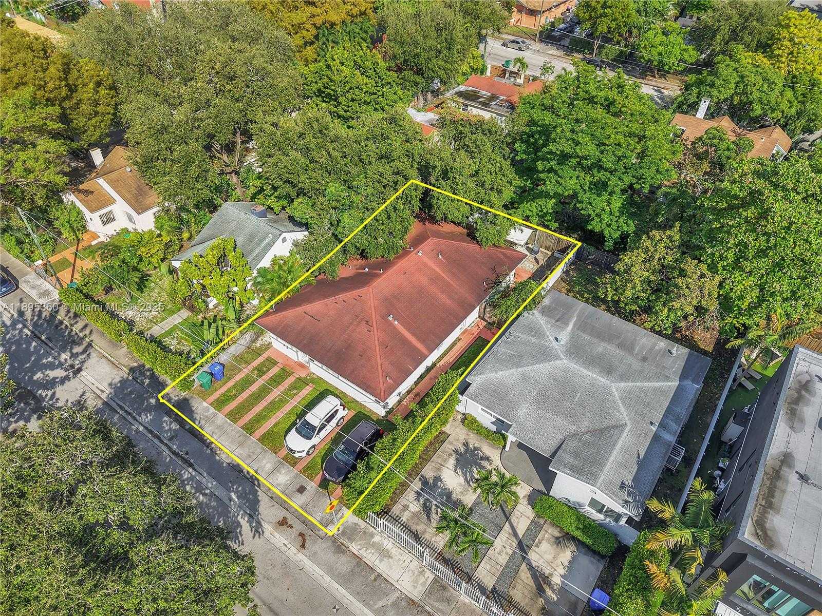 Small Image of 285 NORTH WEST 39TH ST, Miami Number 40