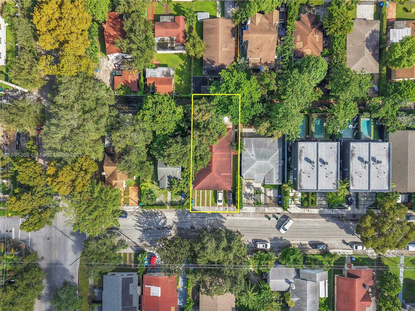 Small Image of 285 NORTH WEST 39TH ST, Miami Number 43