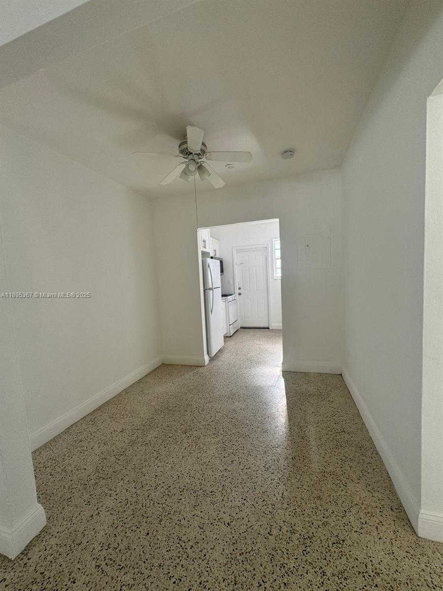 Small Image of Miami Beach Number 5